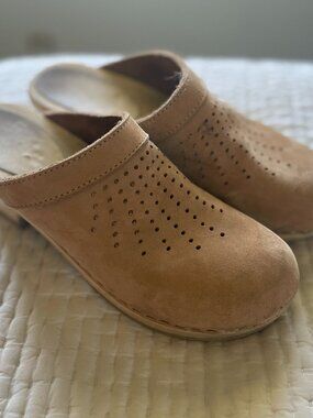 Sven suede clogs - size 39